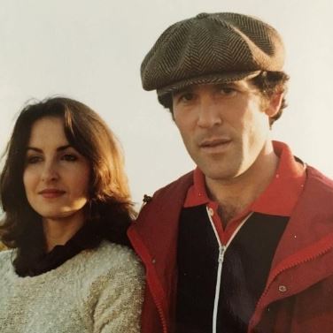 Chloe Fineman parents David Fineman and Ellen Gunn in their younger days
